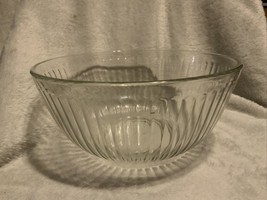 Pyrex 7403-S Clear Ribbed 10 Cup Mixing Bowl USA 2.5L - £10.03 GBP
