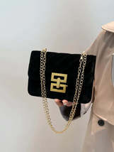 Solid Color Chain Shoulder Bag - $26.22