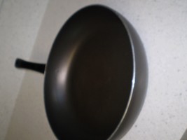 Farberware Nonstick Black Skillet, 12&quot; Frying Pan - £19.46 GBP