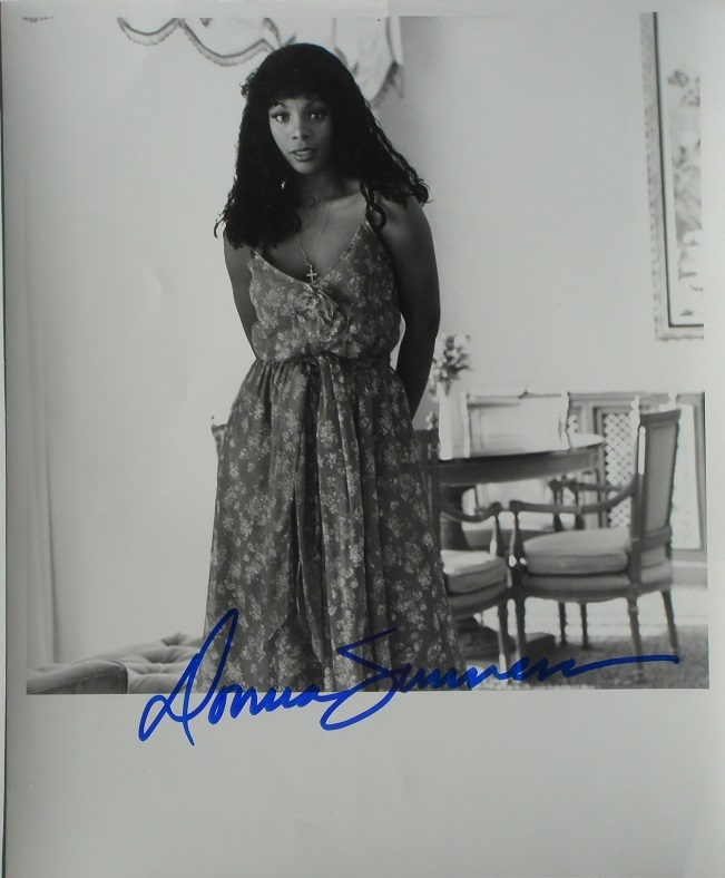 Primary image for DONNA SUMMER SIGNED PHOTO - Queen Of Disco - Love To Love You Baby  w/coa