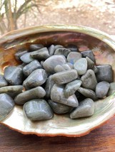 3x Labradorite Tumbled Stones 20-25mm Healing Crystals Reiki Destiny Intuition - $5.71