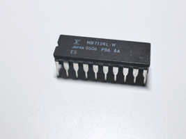 1X MB7124L-W Fujitsu PROM 4Kbit Programmable ROM 512x8 Memory IC Ceramic... - $6.50