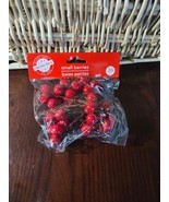 Small Berries 36 Pc - £8.46 GBP