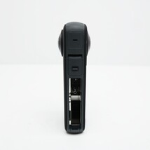 Insta360 X3 5.7K 360 Degree Action Camera CINSAAQ/B ISSUE image 5