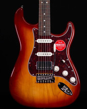 Squier LTD Classic Vibe &#39;60s Stratocaster HSS, Laurel FB, Sienna Sunburst - £355.89 GBP