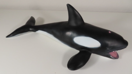 Sea World Rubber 19&quot; Shamu Orca Whale Souvenir 2005 Hollow Squeezable - £14.77 GBP