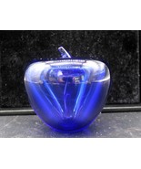 Stunning Vintage Cobalt Blue Hand Blown Apple Fruit Paperweight Art Glas... - $35.07 CAD