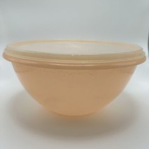 VTG Tupperware Wonderlier Mixing Bowl 236-4 w/ TupperSeal Lid 229-6 Pastel Peach - £13.23 GBP