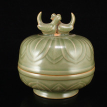Vintage Chinese Yue Kiln Double Bird Porcelain Rouge Box w Lid - $180.00