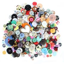 Buttons Galore Great Grab Bag Craft and Sewing buttons - $8.42
