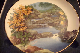 Royal Winton Wild Flowers of the South &quot;Wild Honeysuckle&quot; collector plate origin - £35.20 GBP