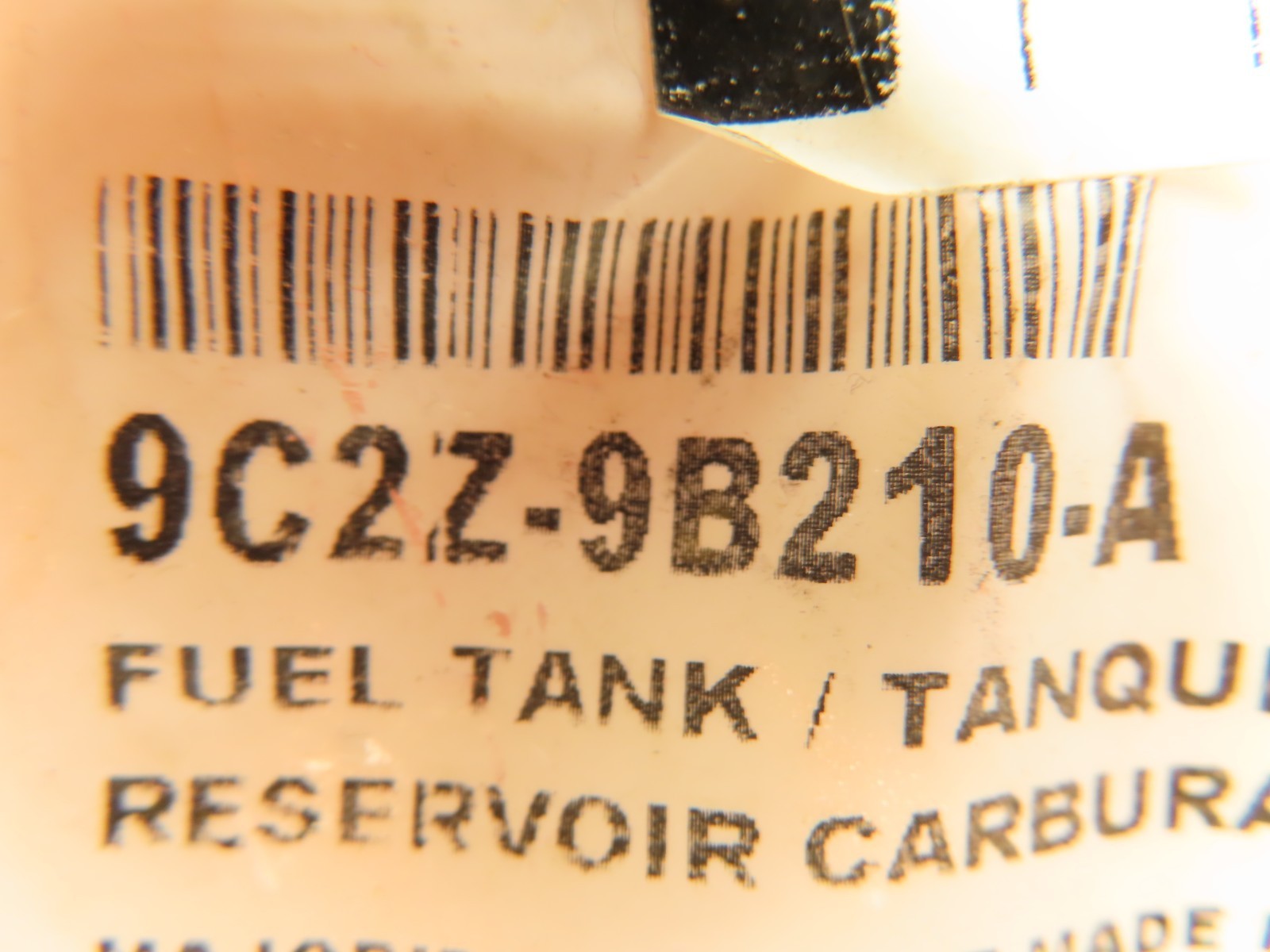 Ford 9C2Z-9B210-A Auxiliary Fuel Tank Outlet Connector Factory Sealed Item image 4