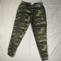 Mens Free Planet Sz M Camo Joggers Legs w/Zip Closure Durable Material Draw - $712.19 MXN