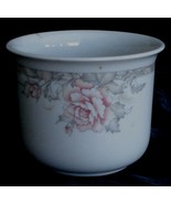 Gently Used Porcelain Cache Planter Pot, Made in Japan, VERY GOOD COND - $26.94 CAD