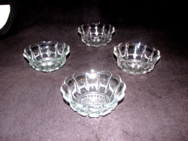 5 Vintage Arcoroc France Thumbprint Clear Glass Bowl 1.75&quot; H x 4.5&quot; W. S... - £15.79 GBP