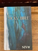 The Holy Bible New International Version Published 2011 Biblica Inc - $8.78