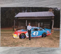 Richard Petty 6&quot; x 9&quot; Photo STP #43 By Richard Petty&#39;s Log Cabin &amp; Car Rare - £2.84 GBP