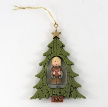 Christmas Ornament Hallmark 1976 Twirl Abouts Singing Angel Christmas Tr... - $10.99
