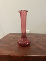 Pilgrim Cranberry Pink Glass Bud Vase Fenton Style Vintage Swirl Home Decor - $17.81