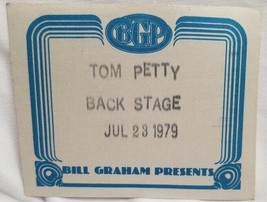 TOM PETTY - VINTAGE ORIGINAL 1979 BILL GRAHAM CLOTH CONCERT BACKSTAGE PASS - $20.00