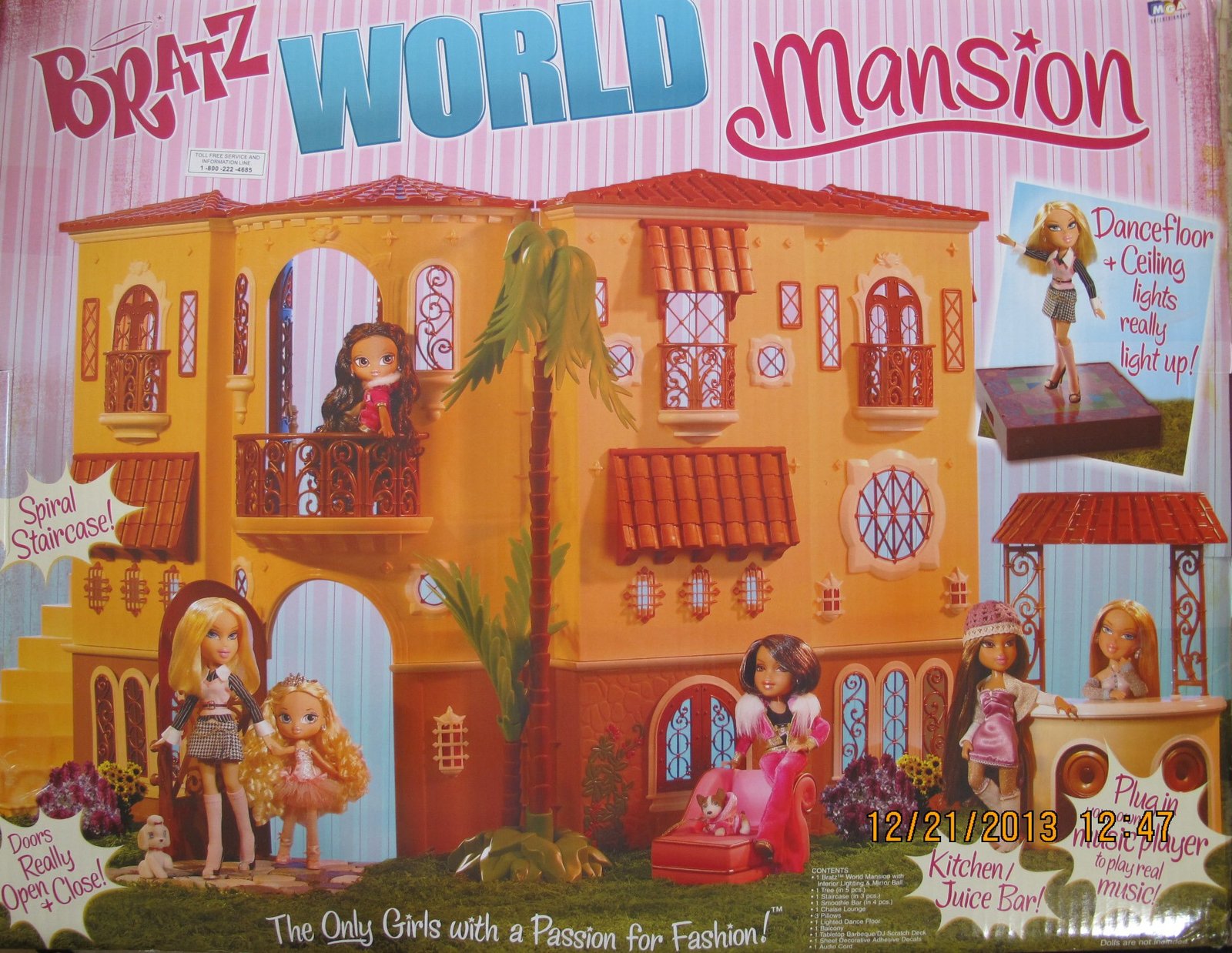 Bratz World Mansion Dollhouse Doll House W Lights Sounds Spiral 