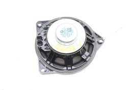 12-18 BMW F30 F32 65139240641 DASH SPEAKER E6084 image 9