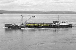 mc0656 - BP Coastal Tanker - BP Miller - photograph 6x4 - £2.19 GBP