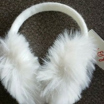 CAT &amp; JACK Brand Youth Child Cream Colored Faux Fur  Ear Muffs with Silv... - £9.01 GBP