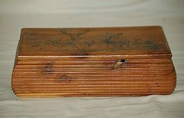 Vintage Wooden Cedar Handcrafted Trinket Keepsake Ribbed Box w Deer Designs MCM - £23.35 GBP