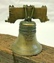 Vtg Collectible Pewter Hudson Figure Liberty Bell Miniature Souvenir Colonial - £24.31 GBP