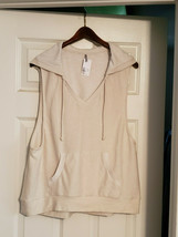 Tresics Women&#39;s Large Ivory Hooded Sleeveless Sweatshirt Pullover (NEW) - £15.83 GBP