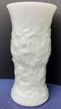 E.O. Brody Co. Cleveland Ohio Crinkle Milk Glass Vintage Vase 9.5&quot; tall - £7.77 GBP
