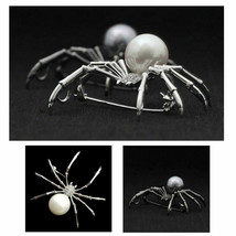 SPIDER BROOCH 2.25&quot; White or Gray Faux Pearl Crystal Rhinestone Pin Halloween - £9.39 GBP