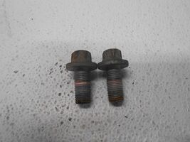 2013 Dodge Dart Front Caliper Bracket Bolts Left Or Right - $556.66 MXN