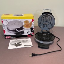 Disney Classic Mickey Mouse Face Waffle Maker Press Grill Silver Electric DCM-1 - £23.96 GBP