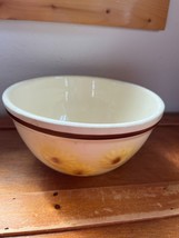 Vintage Hull No. 40 Cream w Yellow Daisy Flowers Pottery Mixing Bowl  – 4 inches - £11.70 GBP
