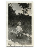 1924 4.5 x 2.75 inch photograph of a young girl in a jumpsuit at Lake Ta... - €17,21 EUR