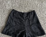 BCBGeneration Black Gray Sheer Lined Side Zipper Shorts Size 0 Mini Casual - $14.01
