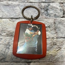 Vintage Enjoy Coca Cola Couple Hugging Roses Flowers Keychain  Key Ring - €9,00 EUR