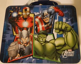 Marvel Comics Avengers Embossed Tin Lunch Box NEW - £6.18 GBP