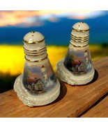 Vintage 2002 Lenox Thomas Kinkade Lighthouse Salt &amp; Pepper Shakers EUC - $282.54 MXN