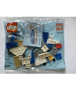 LEGO Monthly Mini Model Build July 2015 Whale w/ Spout &amp; Water 40132 31 ... - $381.30 MXN