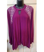 ONE WORLD Women&#39;s XL Pink Tunic Shirt Embroidery Key Hole Front Button Back - $18.99