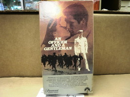 L76 AN OFFICER AND A GENTLEMAN RICHARD GERE PARAMOUNT 1981 USED VHS TAPE - $3.13