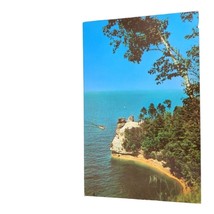 Postcard Pictured Rocks Near Munising Miner&#39;s Castle Chrome Unposted - £5.61 GBP