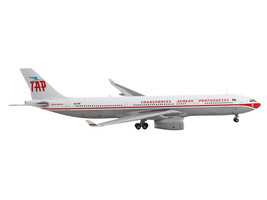 Airbus A330-300 Commercial Aircraft TAP Air Portugal White w Red Stripes 1/400 D - £48.06 GBP