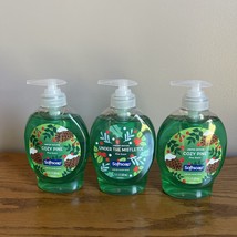 Soft Soap Cozy Pine / Under The Mistletoe New - Lot of 3 - $18.70