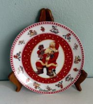 Giordano Art Ltd. Christmas 1997 Santa 7” Collectors Plate - $15.10