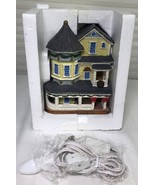 Lemax Madsen Manor Store Lighted Building Village Collection 2004 No 450... - $643.10 MXN