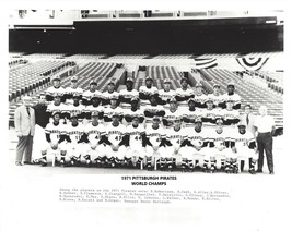 1971 PITTSBURGH PIRATES 8X10 TEAM PHOTO BASEBALL PICTURE WORLD CHAMPS MLB - £3.87 GBP